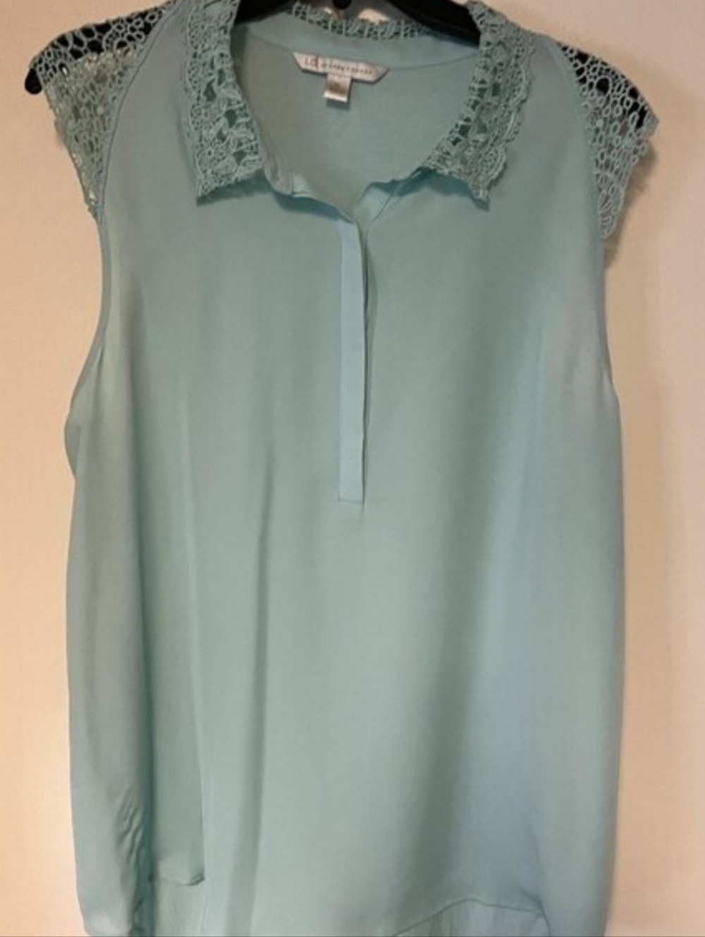 LC Lauren Conrad Women's Sleeveless Top